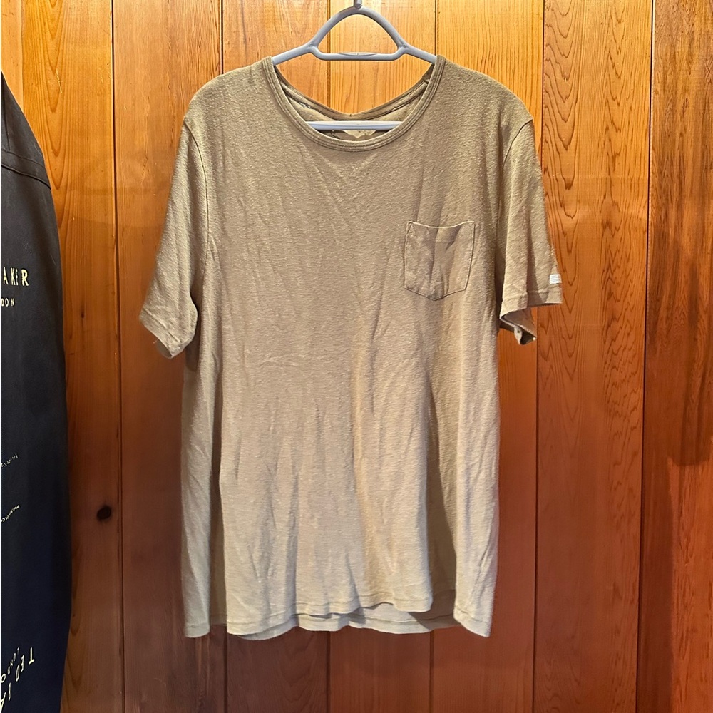 Men’s T-Shirt